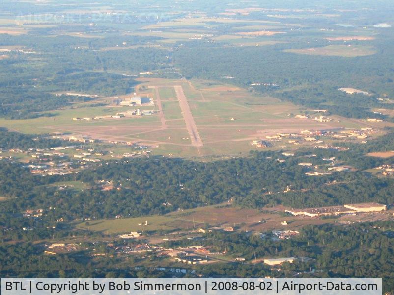 W K Kellogg Airport (BTL) - Lookng SW from 6000'