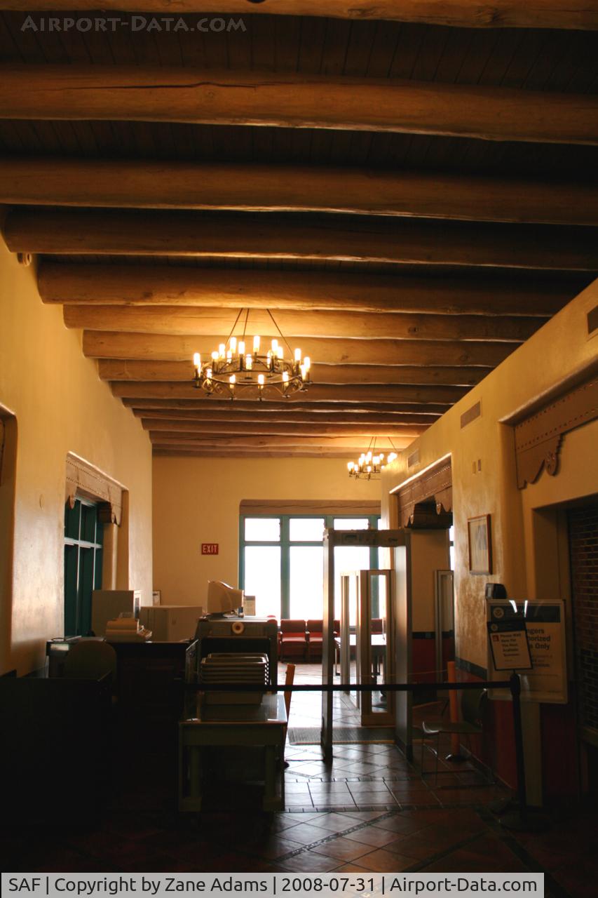 Santa Fe Municipal Airport (SAF) - Santa Fe Municipal - Security checkpoint 