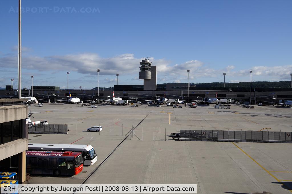 Zurich International Airport, Zurich Switzerland (ZRH) - Zürich Flughafen