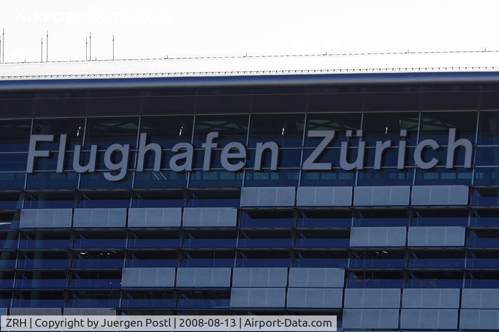 Zurich International Airport, Zurich Switzerland (ZRH) - Zürich Flughafen