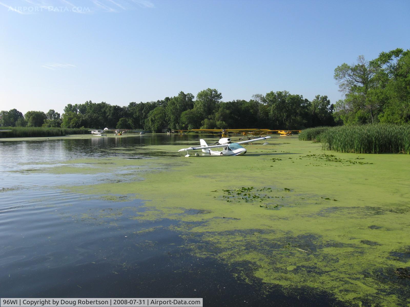 Vette/blust Seaplane Base (96WI) - Vette/Blust EAA Seaplane Base, green backwater lagoon float ties
