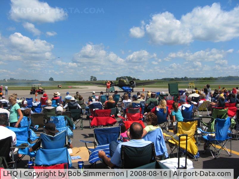 Fairfield County Airport (LHQ) - Airshow crowd at Wings of Victory airshow - Lancaster, Ohio
