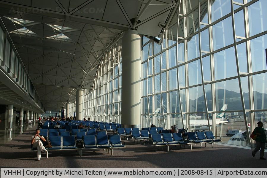 Hong Kong International Airport, Hong Kong Hong Kong (VHHH) - Inside Terminal 1 near gates 1-4