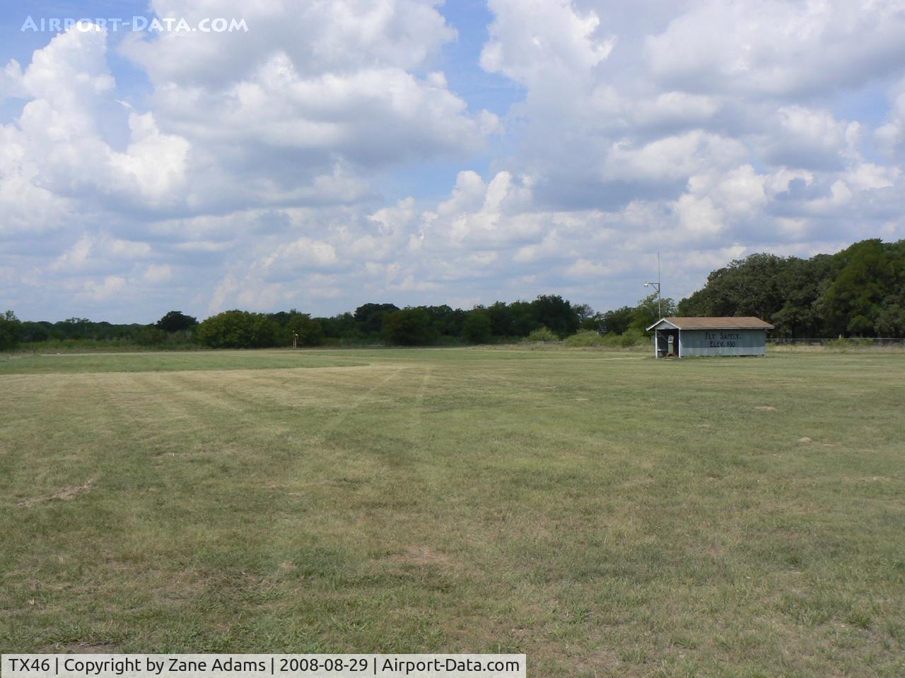 Blackwood Airpark Airport (TX46) - Blackwood Airpark, Cleburne, TX - Ramp