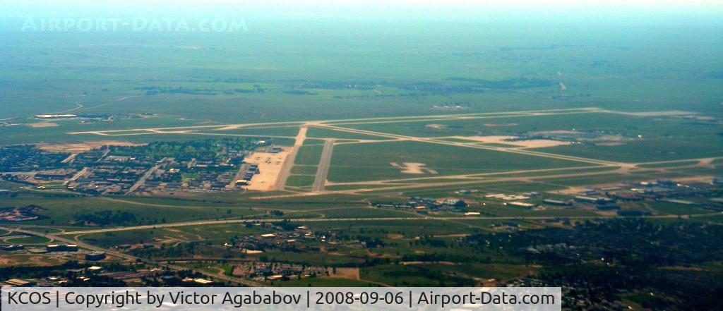 City Of Colorado Springs Municipal Airport (COS) - Overflying KCOS