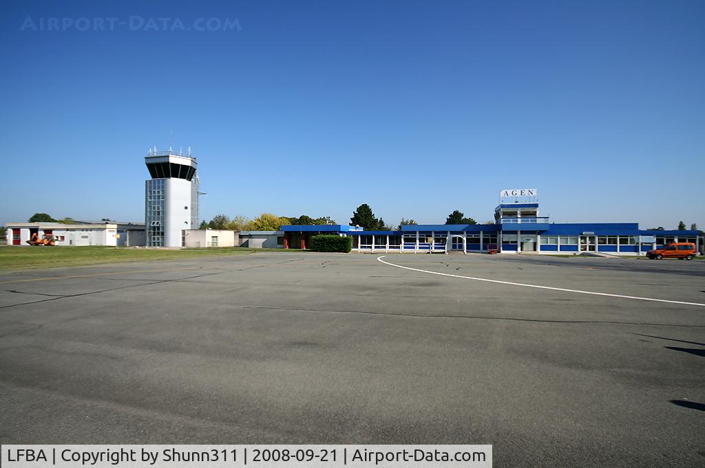 Agen Airport, La Garenne Airport France (LFBA) - Terminal and control tower overview...