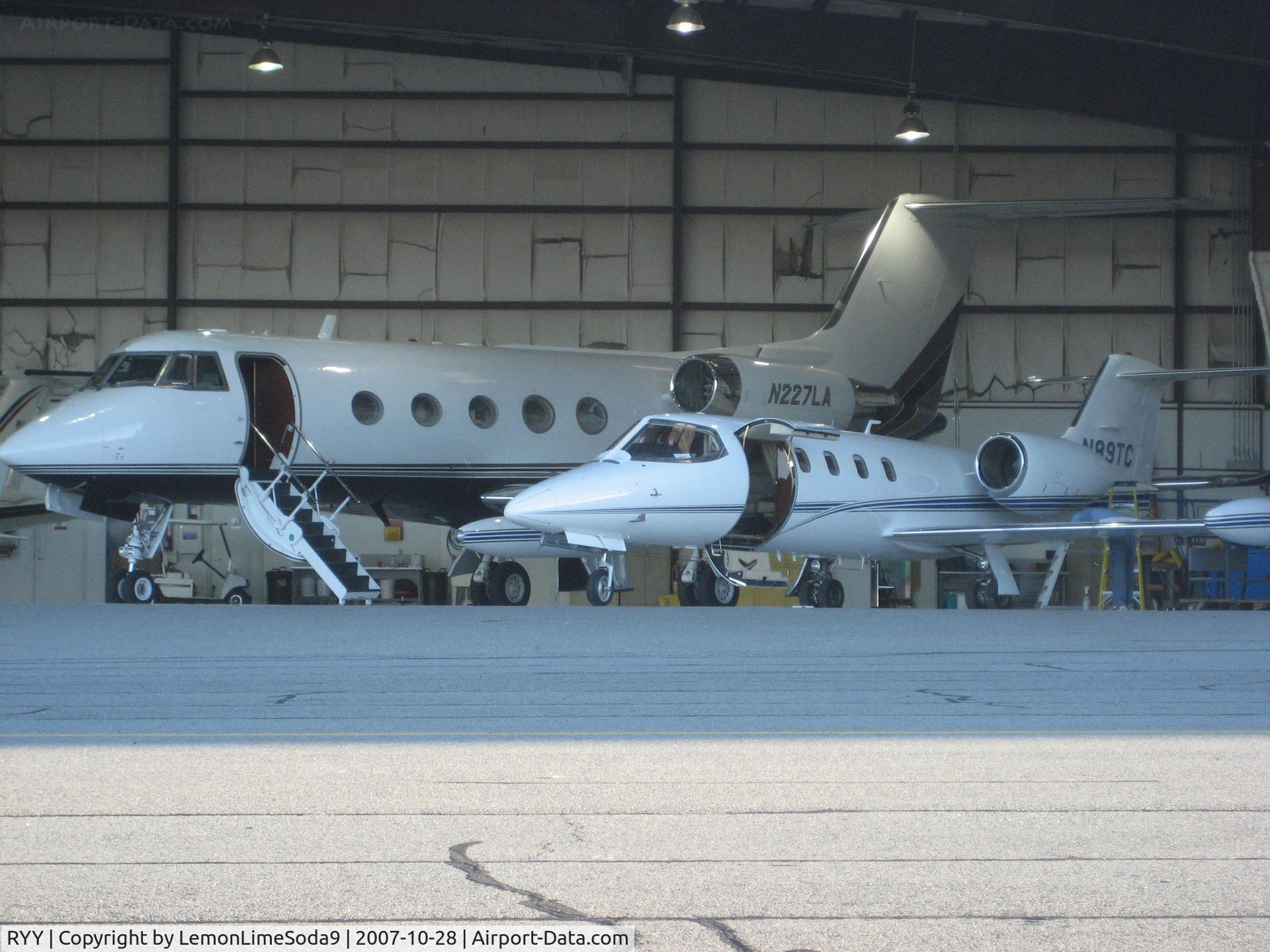 Cobb County-mc Collum Field Airport (RYY) - Just another day at the airport.