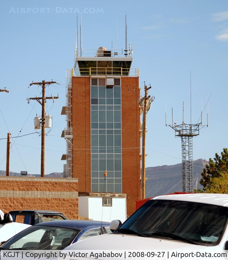 Grand Junction Regional Airport (GJT) - Grand Junction Airport tower
