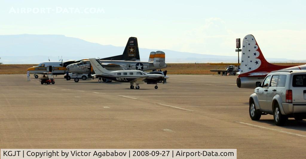 Grand Junction Regional Airport (GJT) - Grand Junction Airport