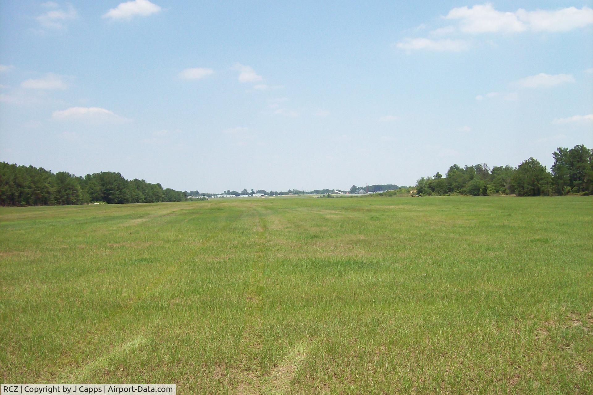 Richmond County Airport (RCZ) - RWY 04