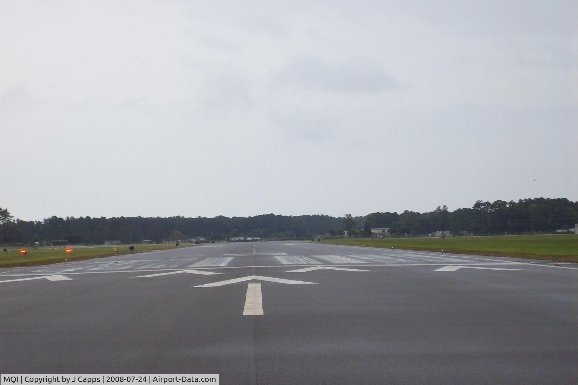 Dare County Regional Airport (MQI) - RWY 05