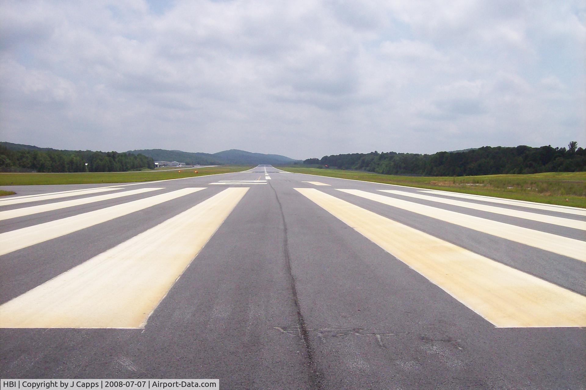 Asheboro Regional Airport (HBI) - RWY 21