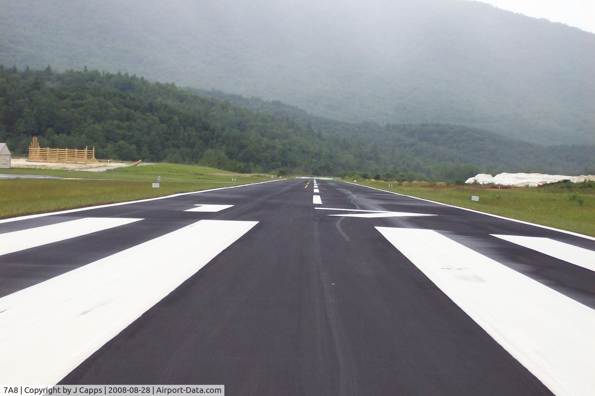 Avery County/morrison Field/ Airport (7A8) - RWY 17