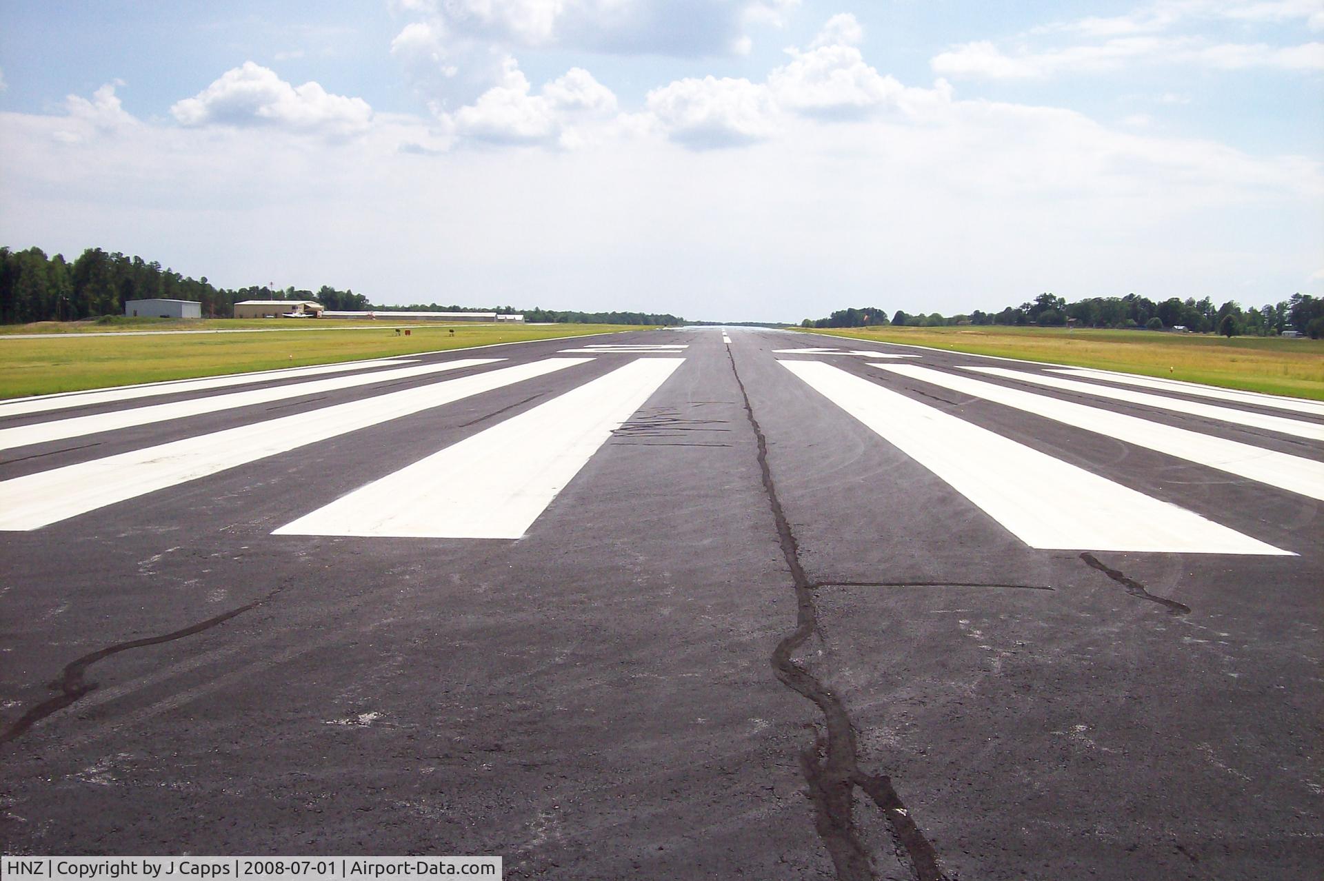 Henderson-oxford Airport (HNZ) - RWY 24