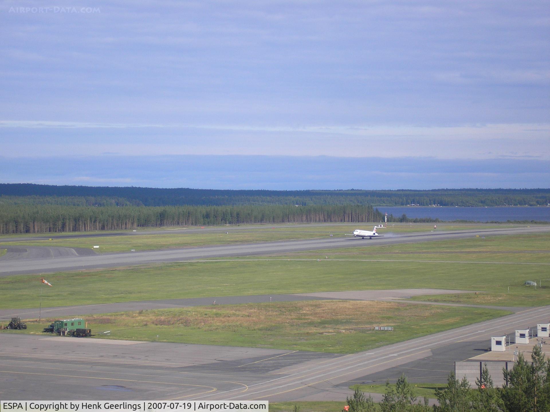 Luleå Airport (Kallax Air Base), Luleå Sweden (ESPA) - Runway Lulea Airport