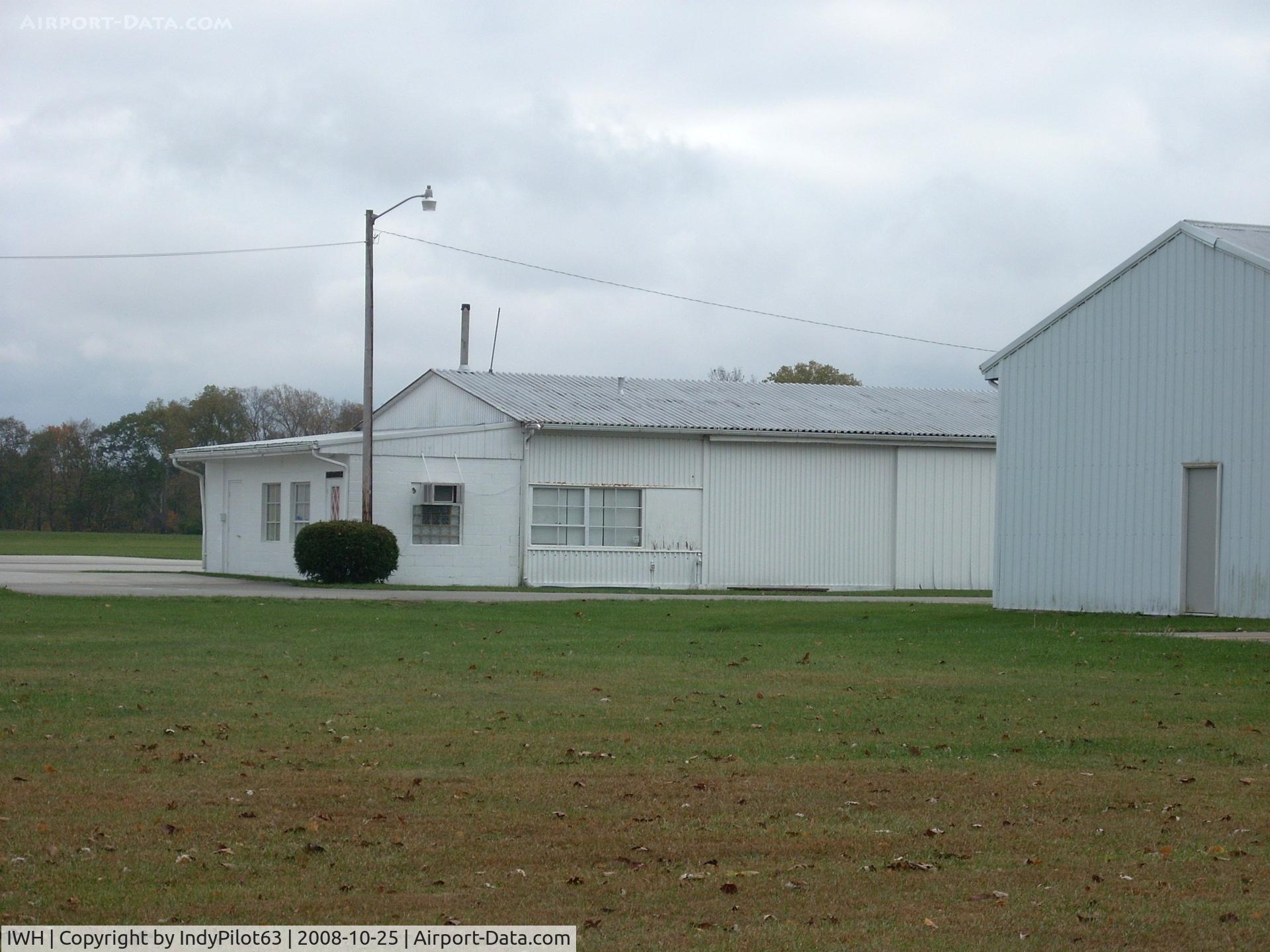 Wabash Municipal Airport (IWH) - Buildings