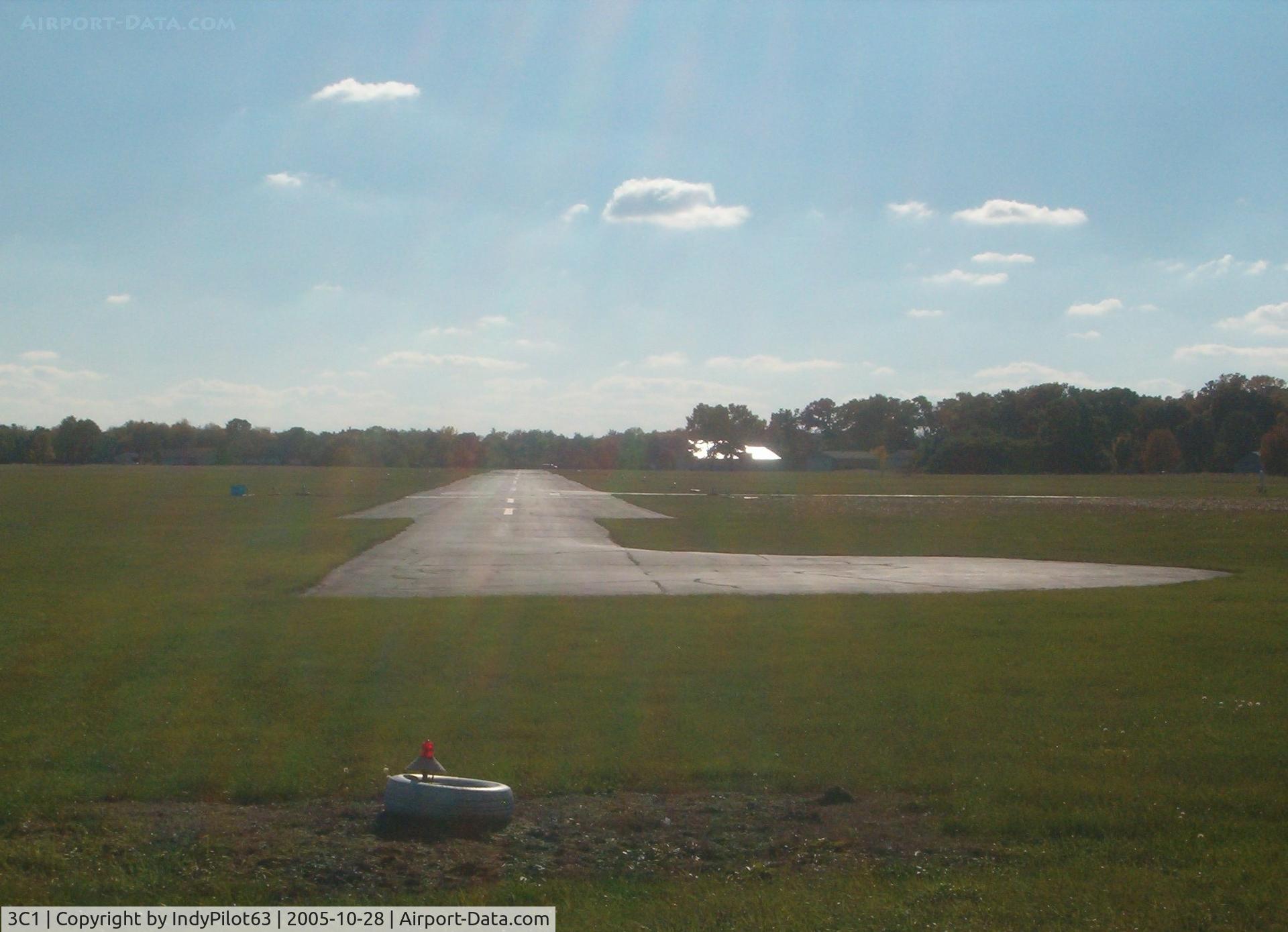 Mishawaka Pilots Club Airport (3C1) - runway