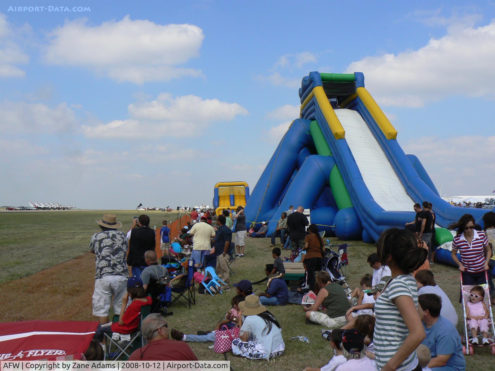 Fort Worth Alliance Airport (AFW) - Bounce House on the show/crowd line at the 2008 Alliance airshow ( I hate when they put this kind of stuff right up front...grrrr ) 