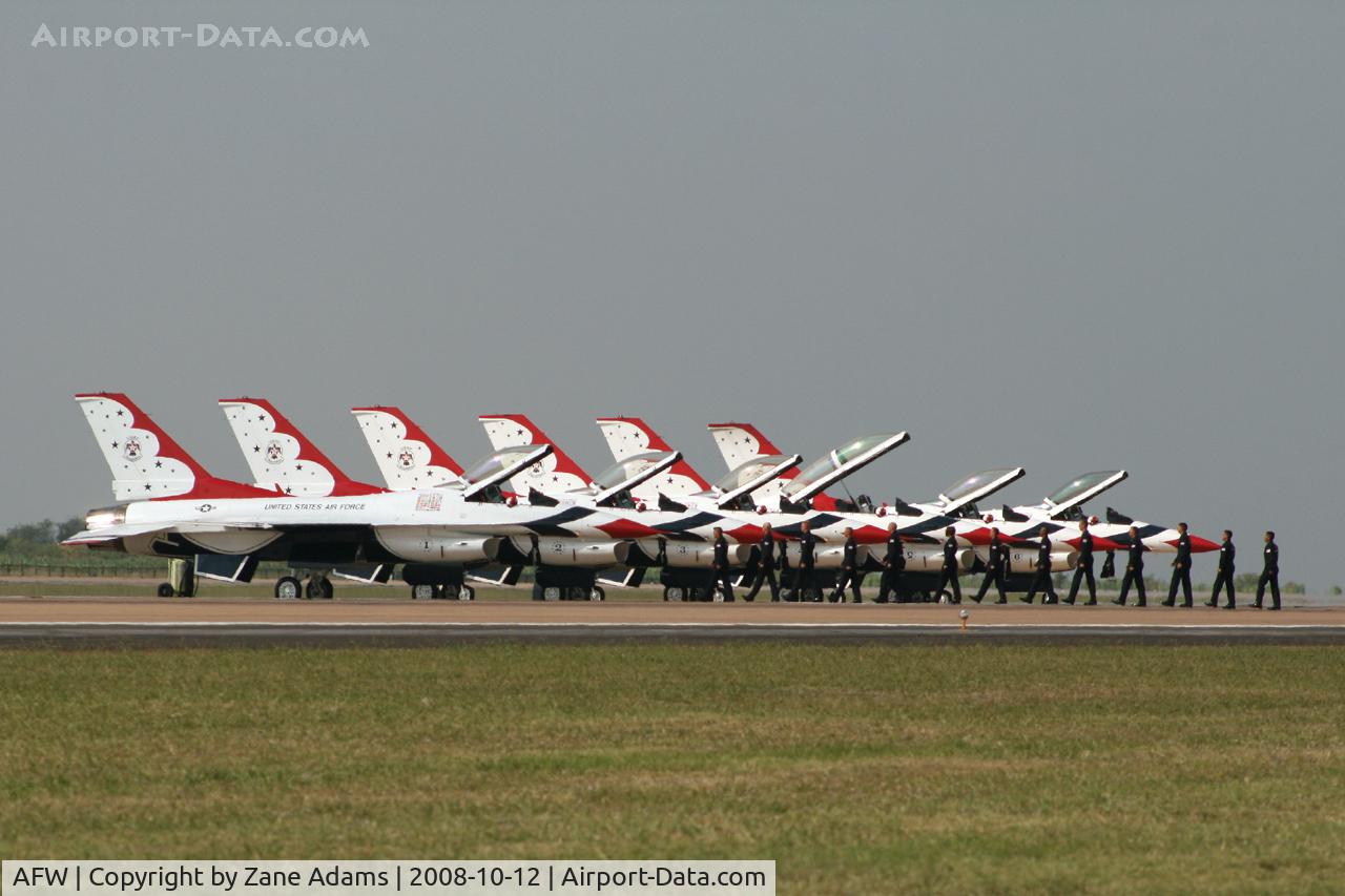 Fort Worth Alliance Airport (AFW) - USAF Thunderbirds ground crew show.