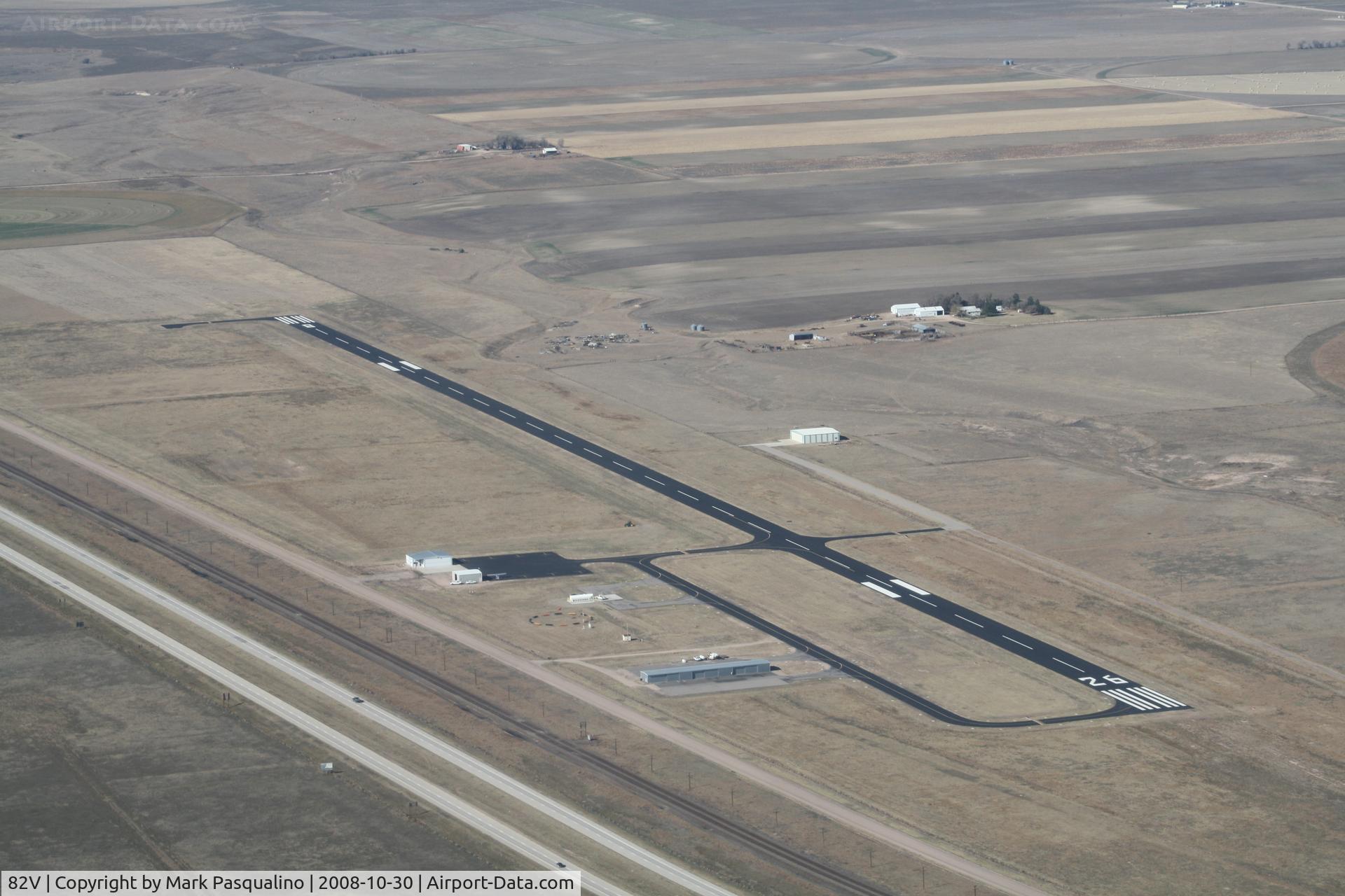 Pine Bluffs Municipal Airport (82V) - Pine Bluffs, WY