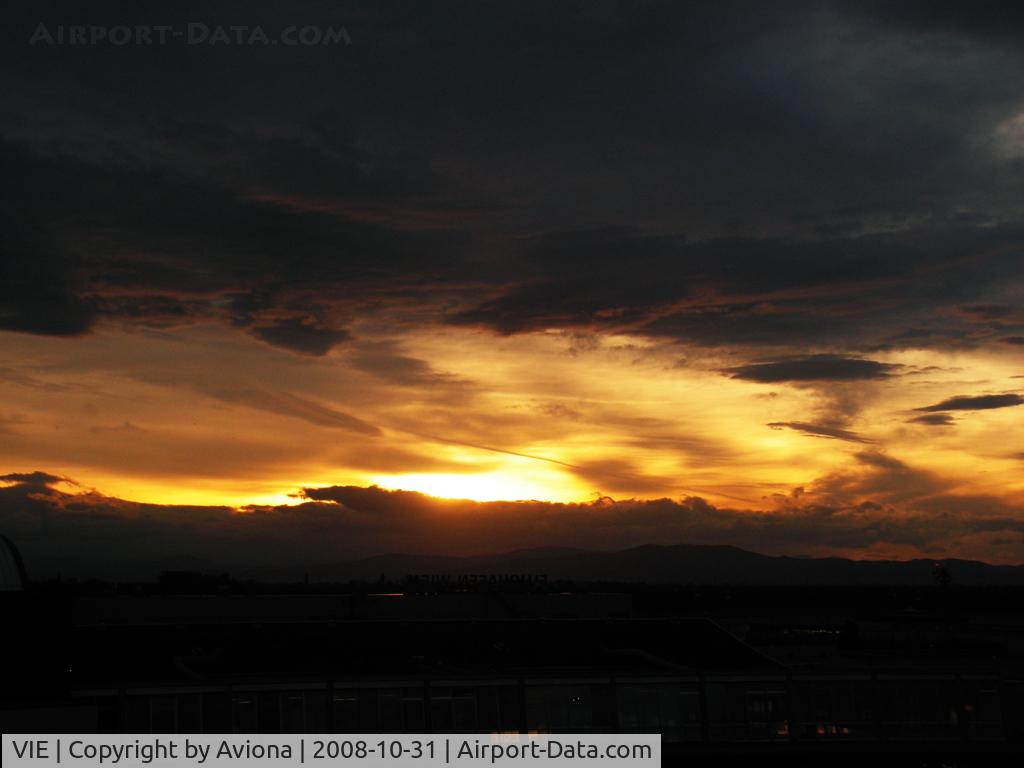 Vienna International Airport, Vienna Austria (VIE) - Overview