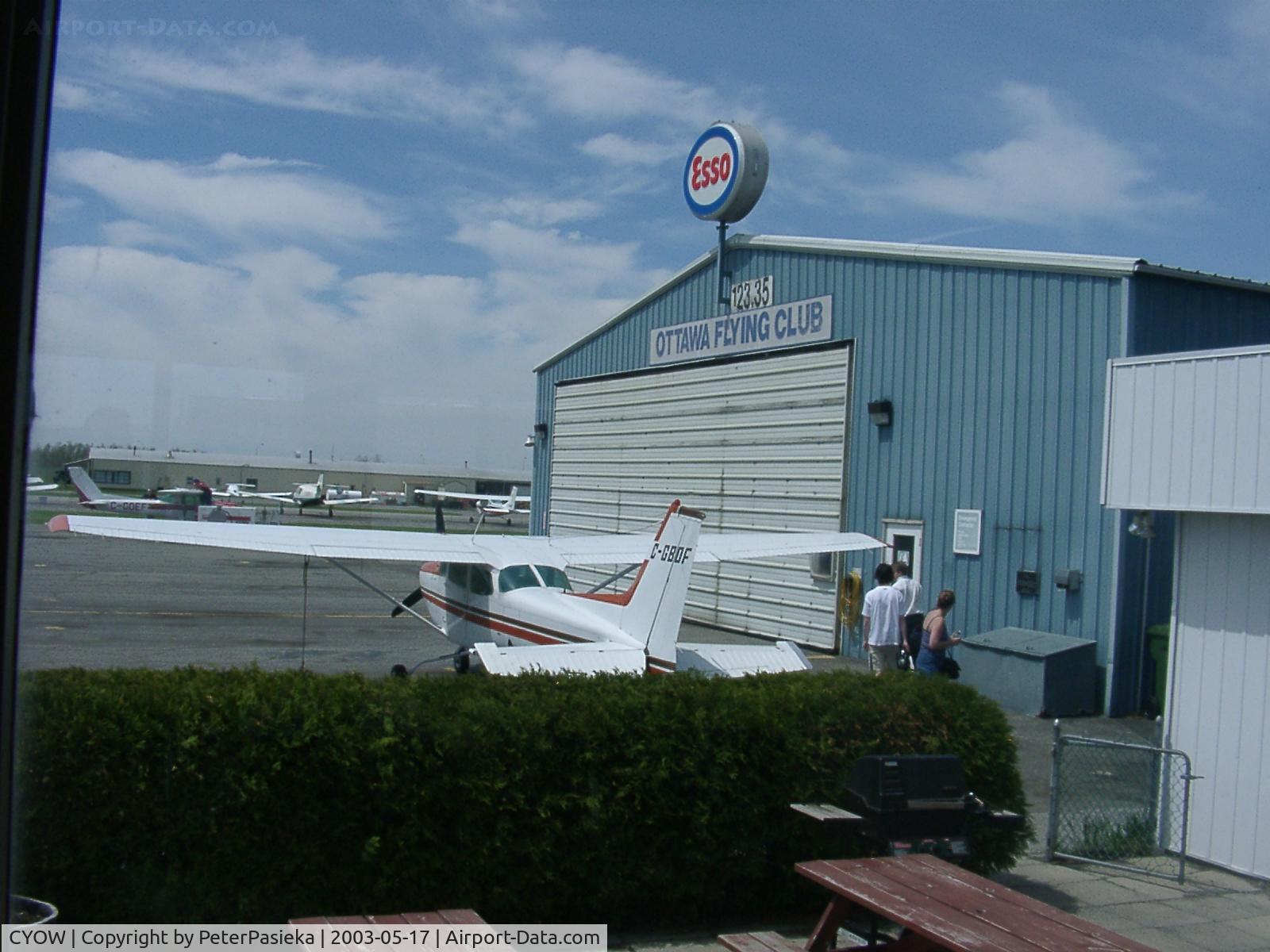 Ottawa Macdonald-Cartier International Airport (Macdonald-Cartier International Airport), Ottawa, Ontario Canada (CYOW) - Ottawa / MacDonald-Cartiew Intl Airport, Ottawa Flying Club FBO end.