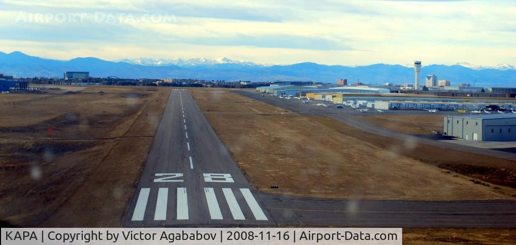 Centennial Airport (APA) - Landing RWY 28 at Centennial