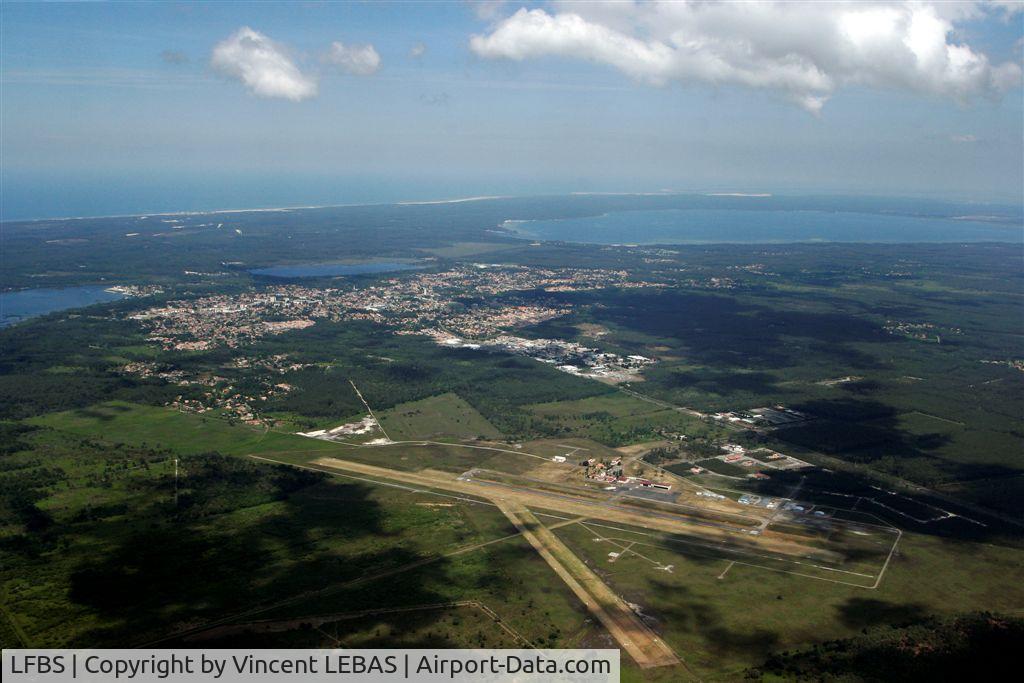 Biscarrosse Airport, Parentis Airport France (LFBS) - Airport, Village, Biscarrosse city, lacs and Ocean