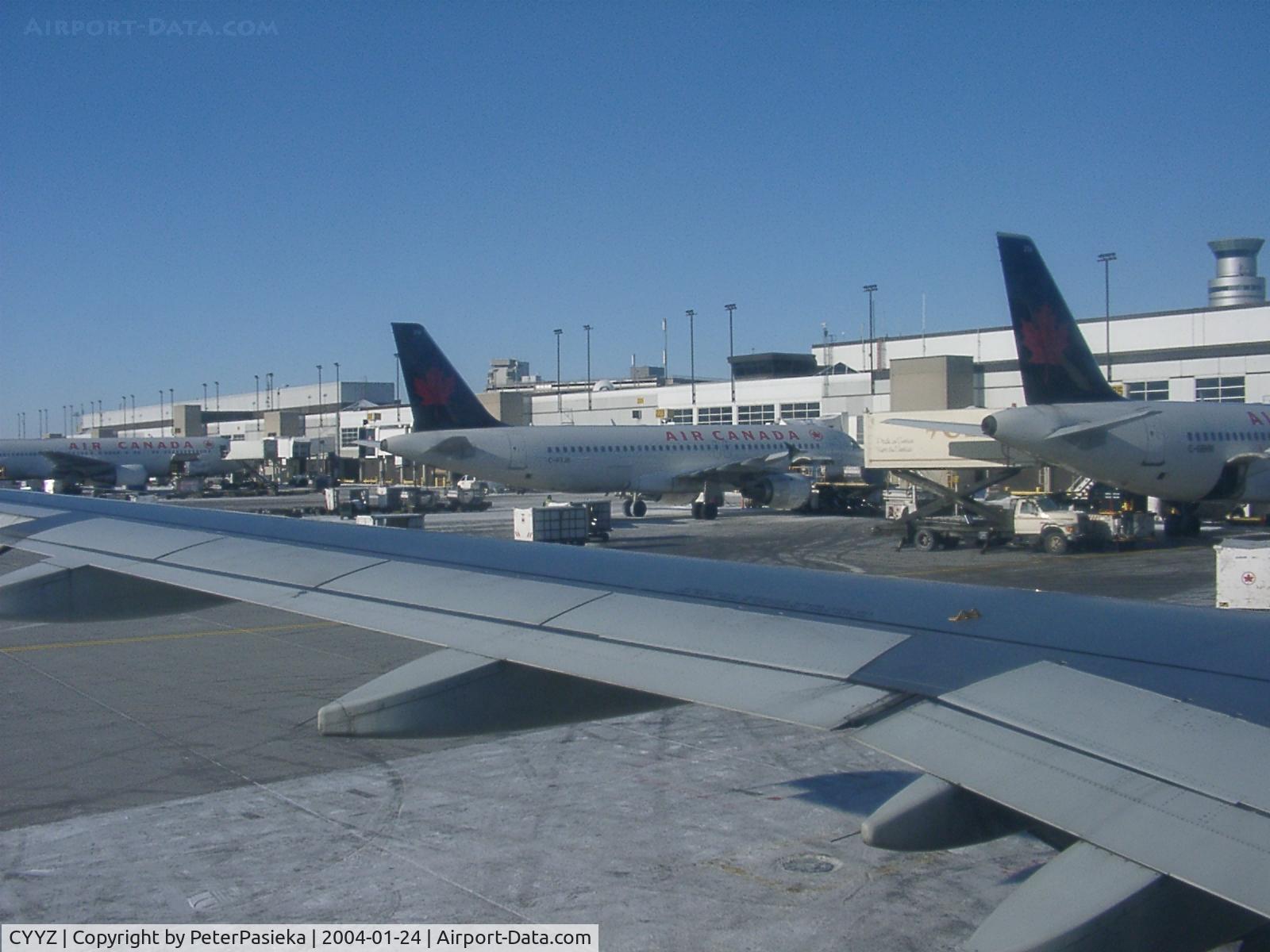 Toronto Pearson International Airport (Toronto/Lester B. Pearson International Airport, Pearson Airport), Toronto, Ontario Canada (CYYZ) - No longer exising Terminal 2