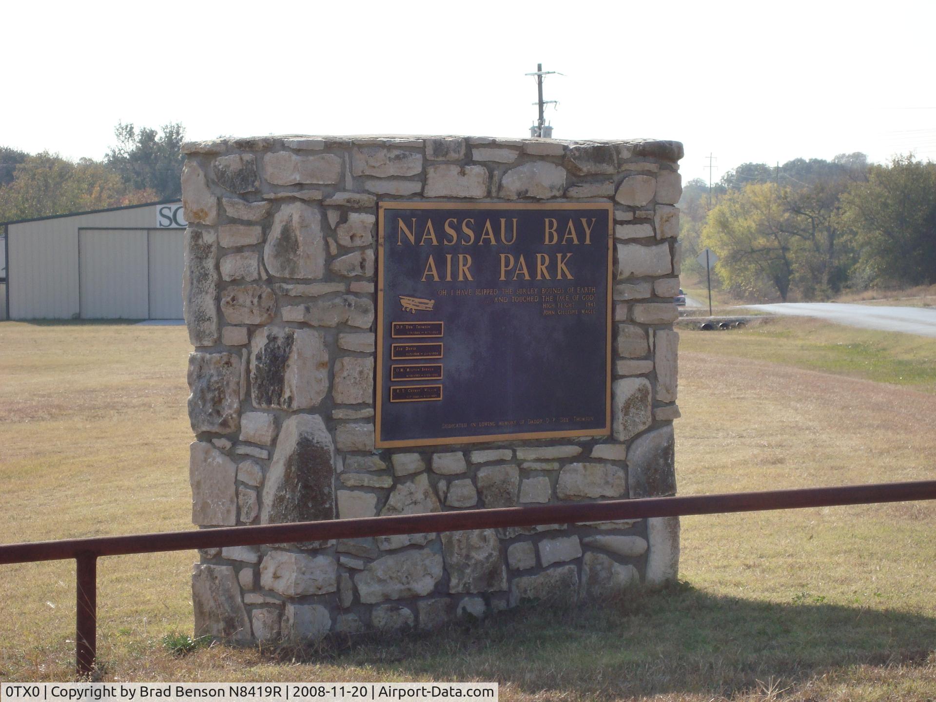 Nassau Bay Airport (0TX0) - Nassau Bay Airfield Sign