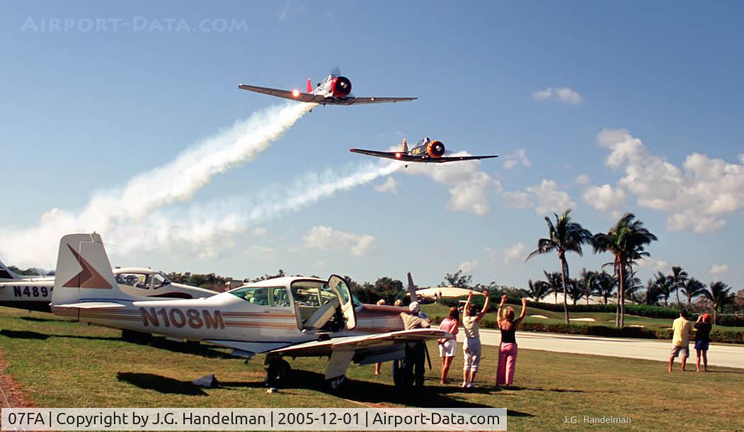 Ocean Reef Club Airport (07FA) - Texans over Ocean Reef
