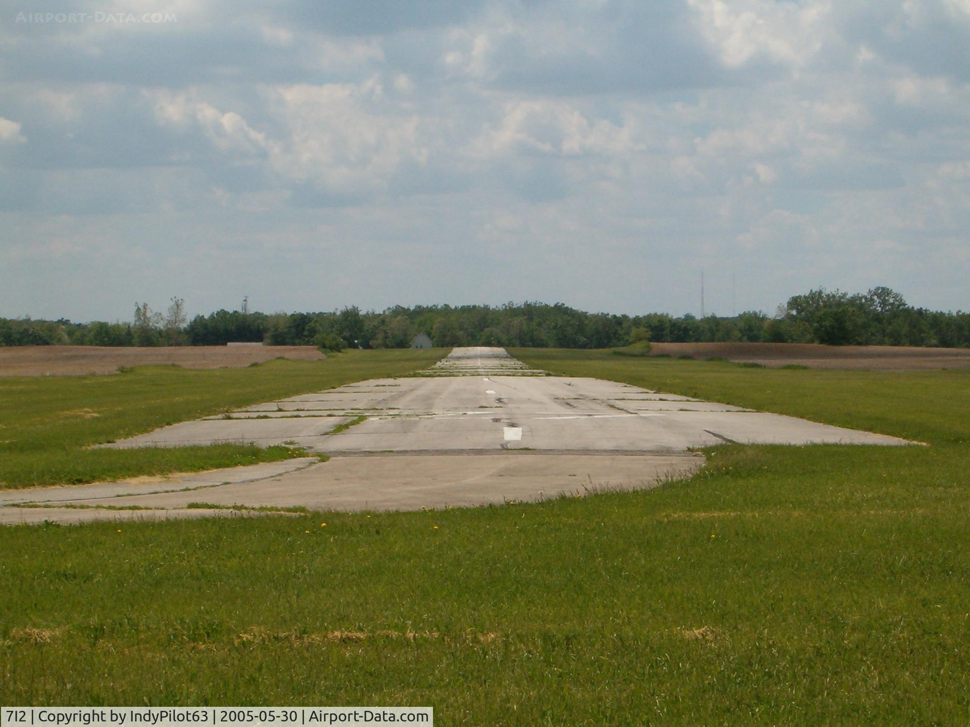 Reese Airport (7I2) - looking up runway 27