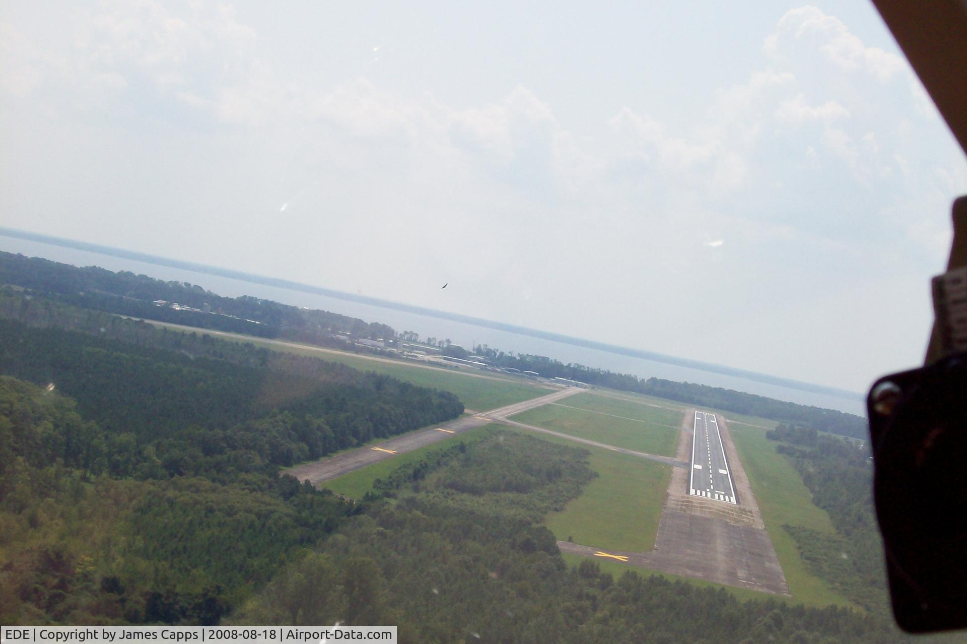 Northeastern Regional Airport (EDE) - Final Approach RY 19