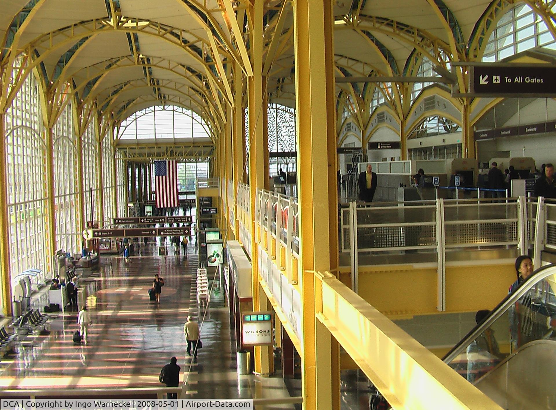 Ronald Reagan Washington National Airport (DCA) - Washington DC Ronald Reagan National Airport - very nice new Terminal