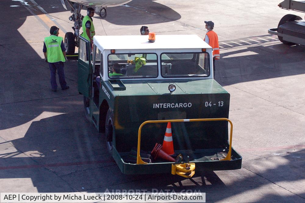 Jorge Newbery Airport, Buenos Aires Argentina (AEP) - Tug