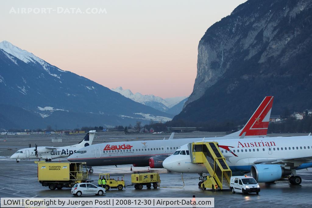 Innsbruck Airport, Innsbruck Austria (LOWI) - Flughafen Innsbruck