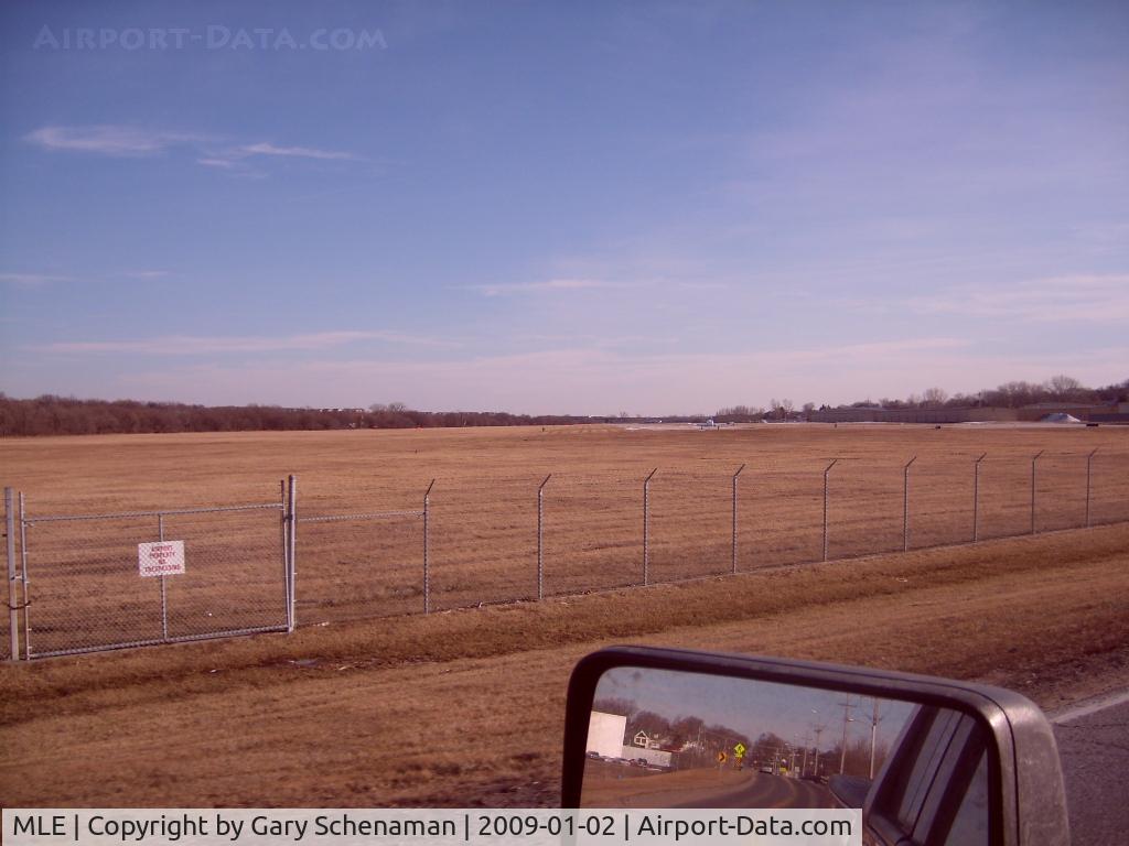 Millard Airport (MLE) - Millard Airport