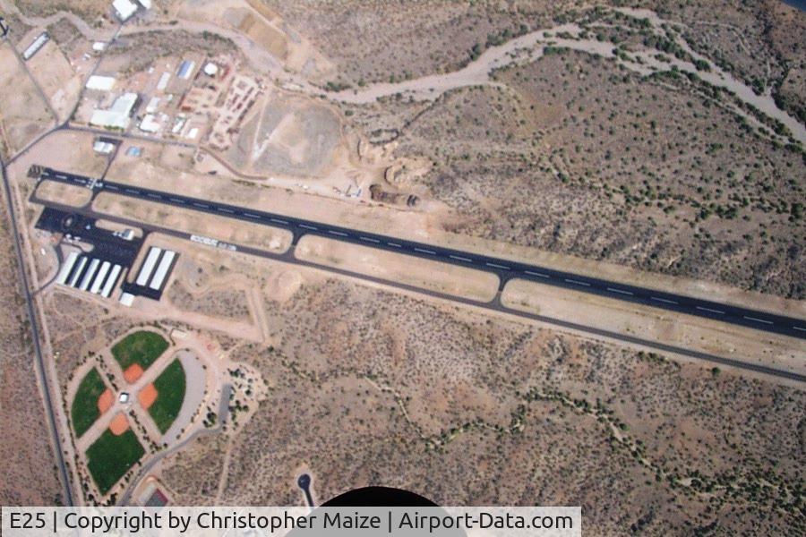 Wickenburg Municipal Airport (E25) - Flying over