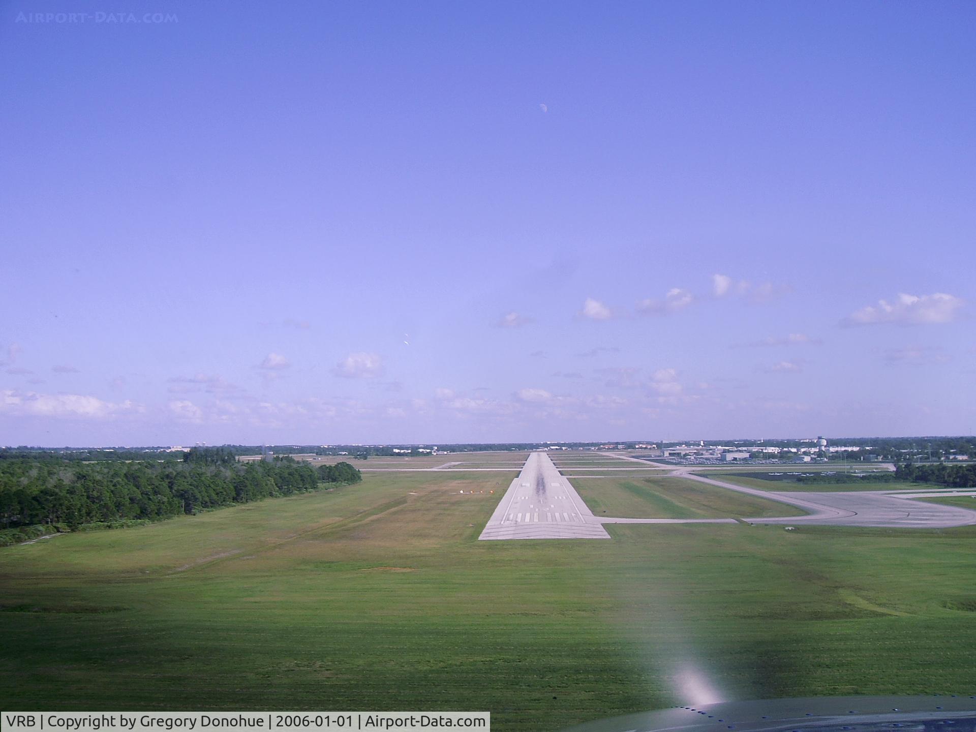 Vero Beach Municipal Airport (VRB) - On final for a touch n' go before getting to DAB