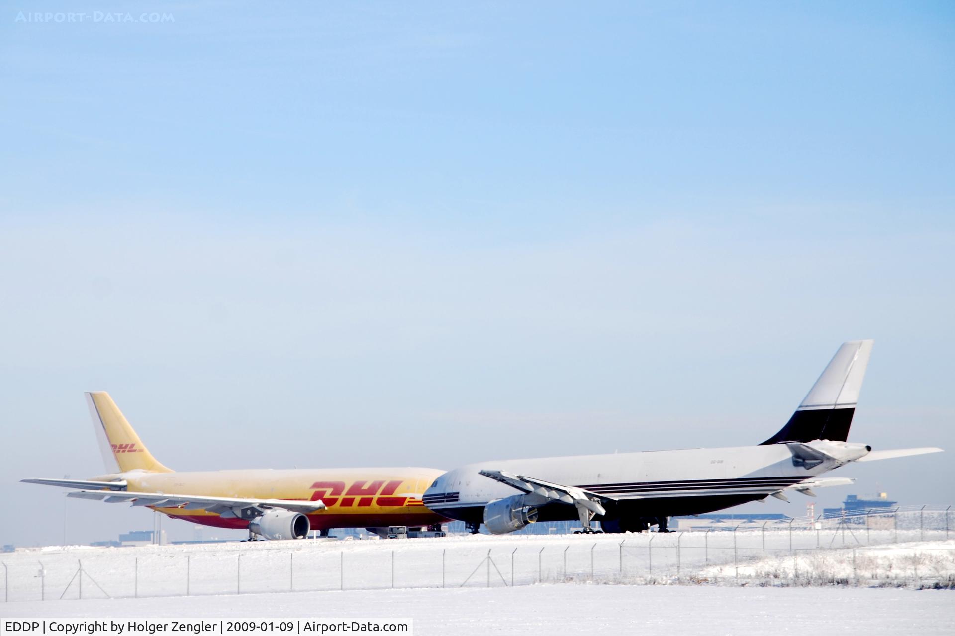 Leipzig/Halle Airport, Leipzig/Halle Germany (EDDP) - FROZEN SISTERS