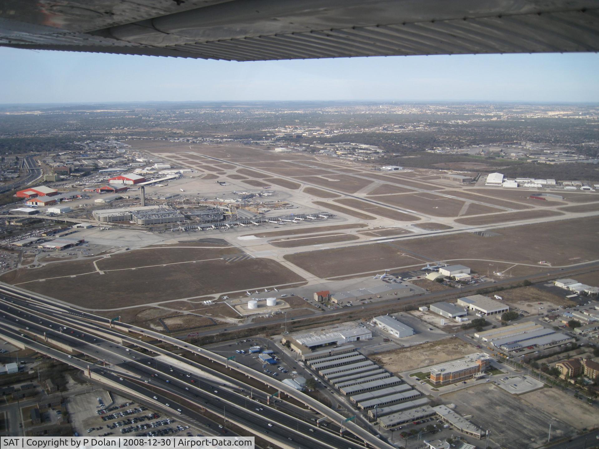 San Antonio International Airport (SAT) - Looking NNW