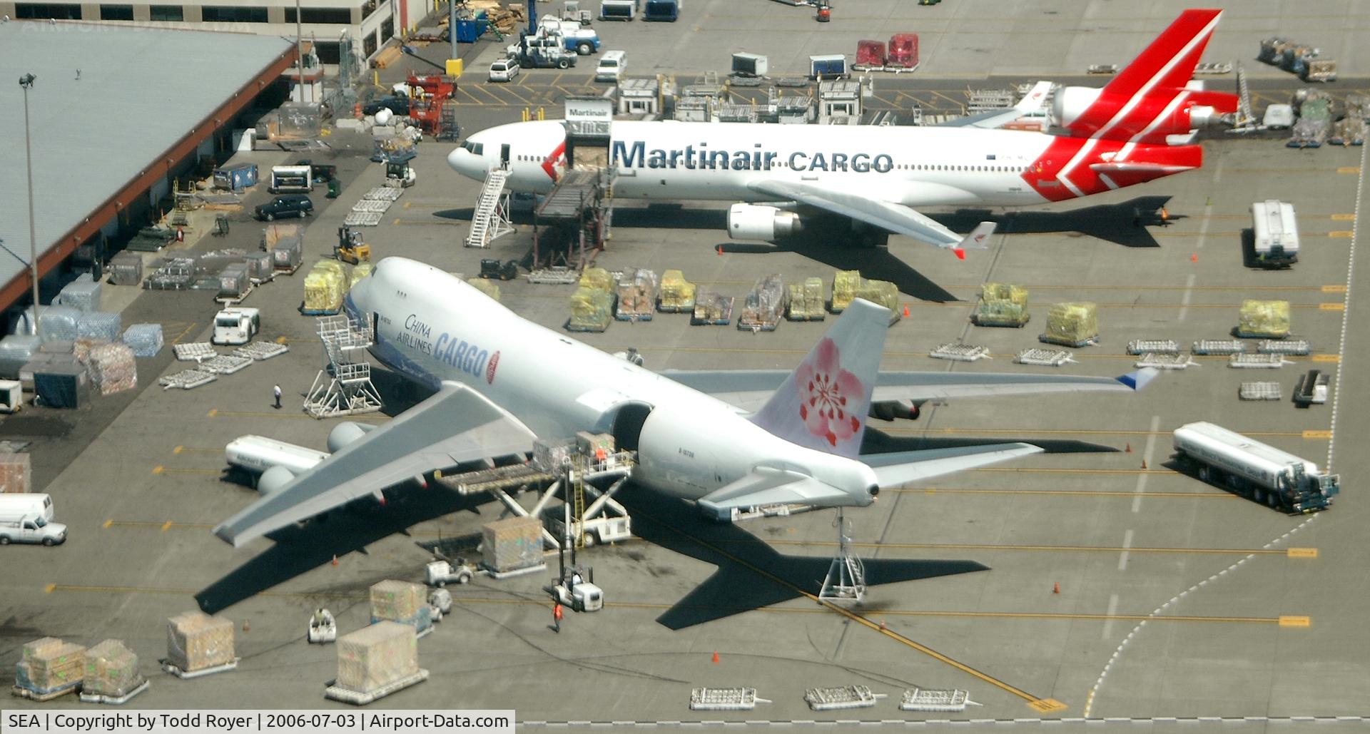 Seattle-tacoma International Airport (SEA) - Cargo Terminal at SEA