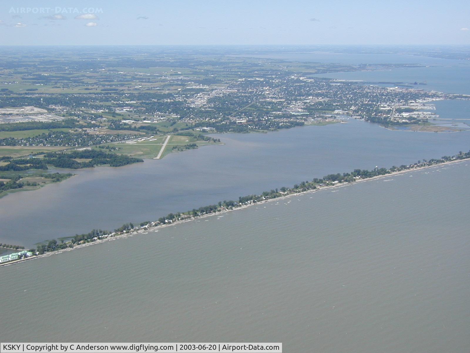 Griffing Sandusky Airport (SKY) - Griffing Sandusky Airport