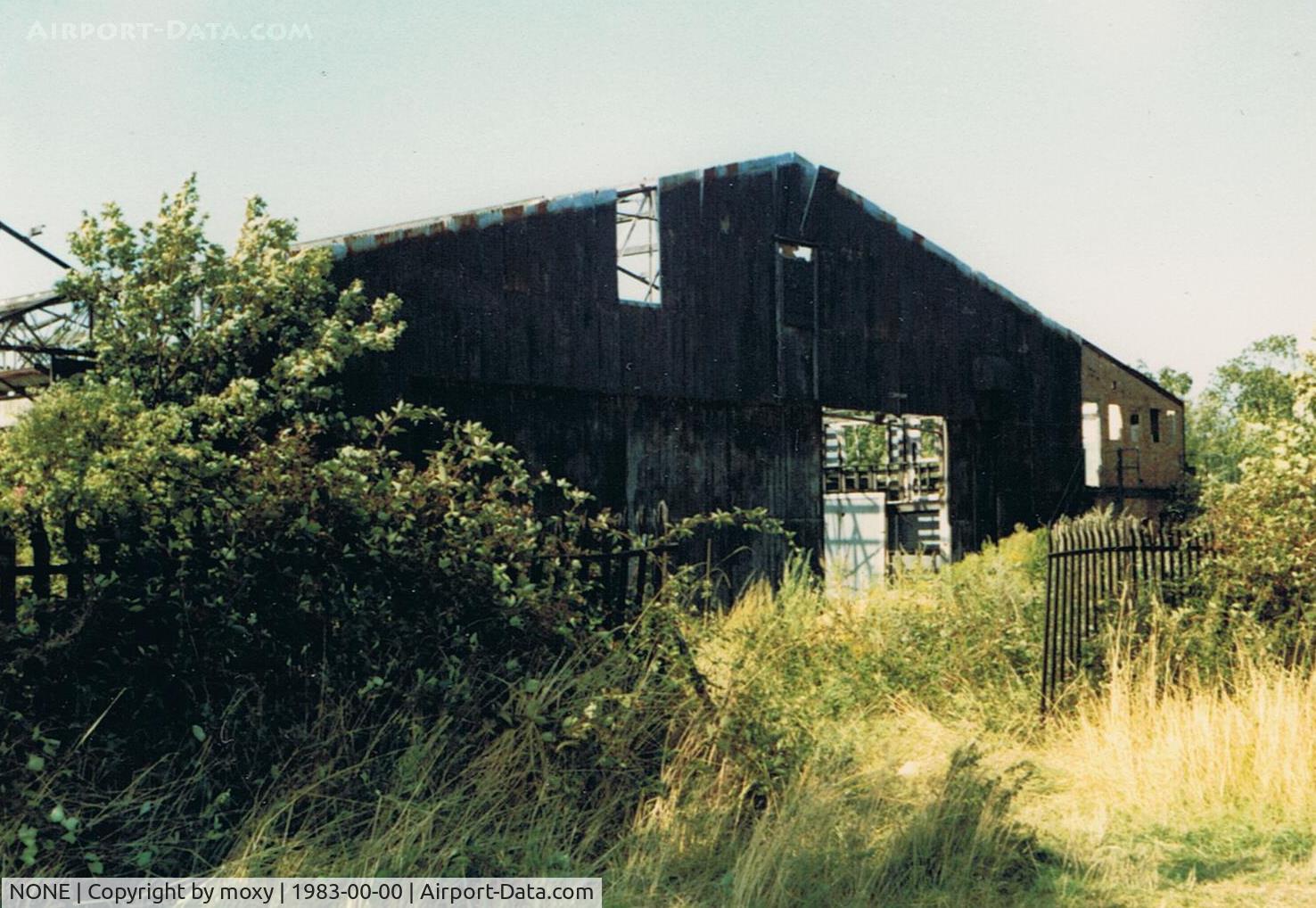 NONE Airport - Hanworth Air Park England - Closed 1947 as too close to LHR