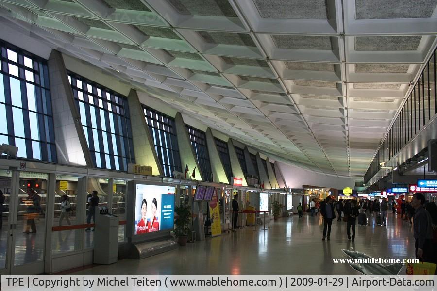 Taiwan Taoyuan International Airport (formerly Chiang Kai-Shek International Airport), Taipei Taiwan (TPE) - Terminal 1 main hall