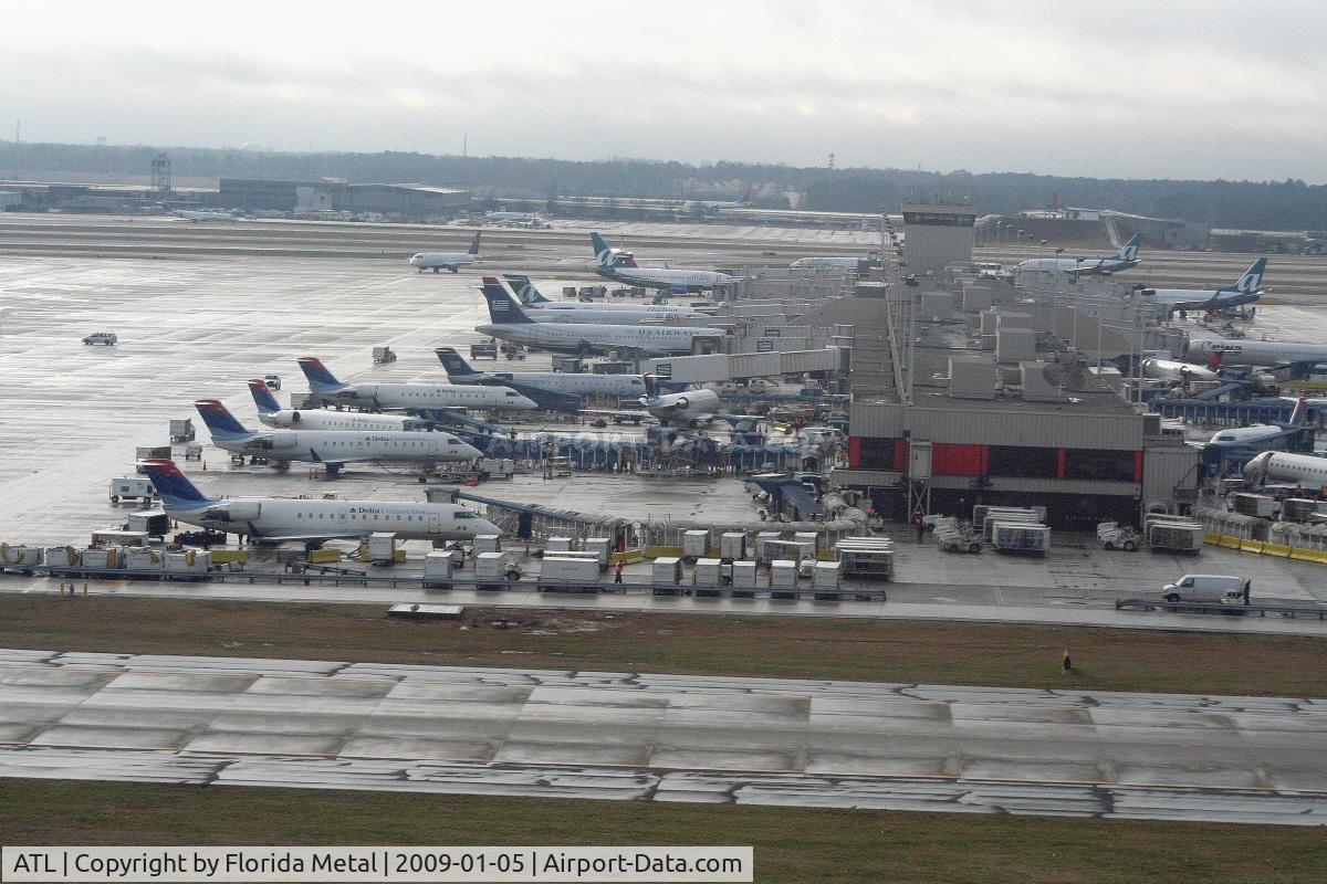 Hartsfield - Jackson Atlanta International Airport (ATL) - Concourse D at ATL