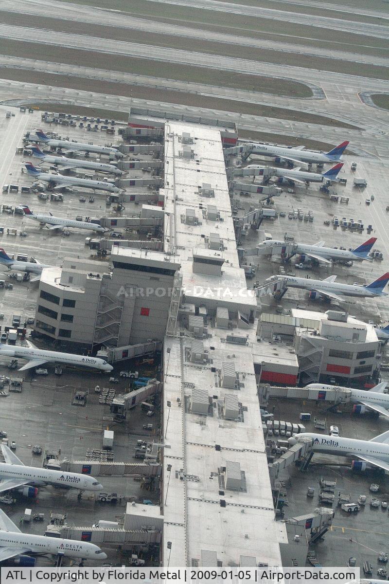 Hartsfield - Jackson Atlanta International Airport (ATL) - Concouse A in ATL