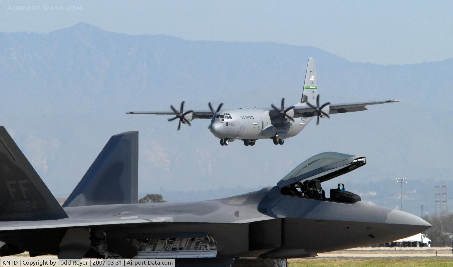 Point Mugu Nas (naval Base Ventura Co) Airport (NTD) - Point Mugu Airshow 2007