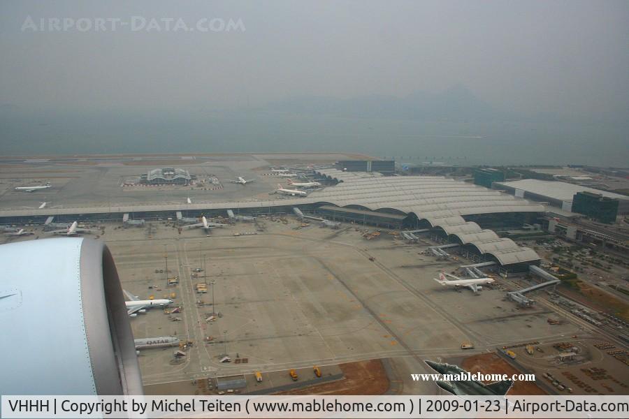 Hong Kong International Airport, Hong Kong Hong Kong (VHHH) - Main terminal seen during the take-off