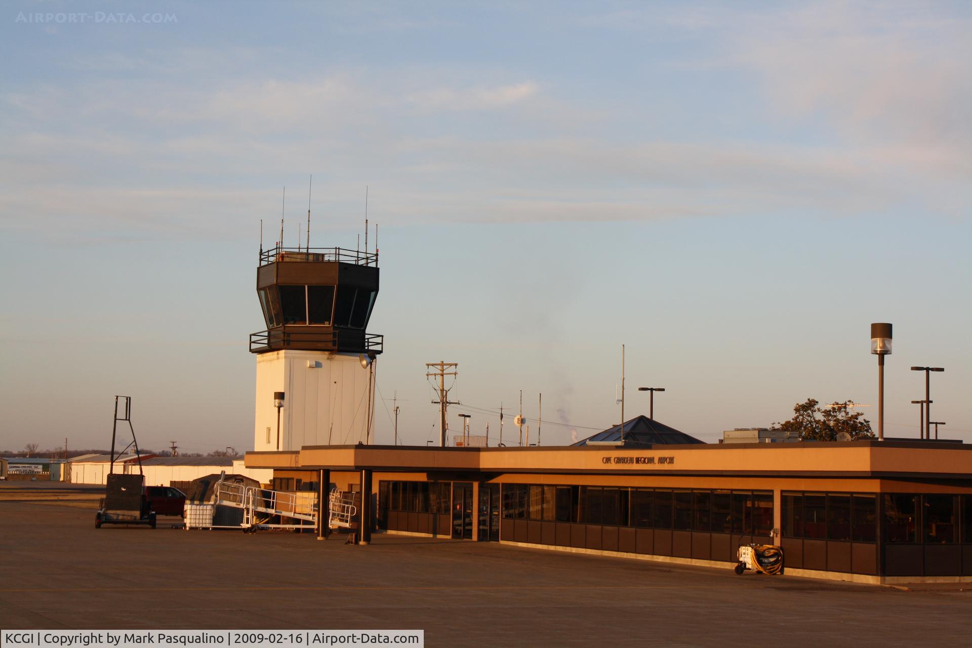 Cape Girardeau Regional Airport (CGI) - Main Terminal